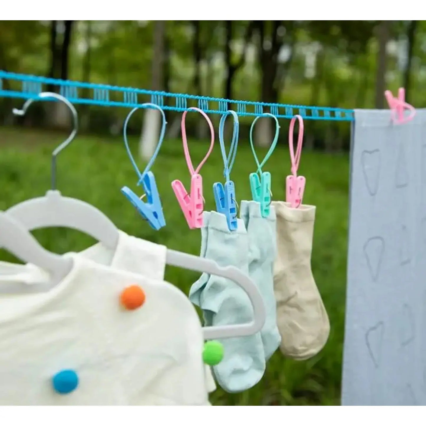 Clothesline,3 Pack Clotheslines for Outside, Adjustable Clothes line,Windproof Clothesline with Hooks, Indoor and Outdoor Laundry and Drying Lines,Ideal Camping & Travel Essentials (5 m/197 in)