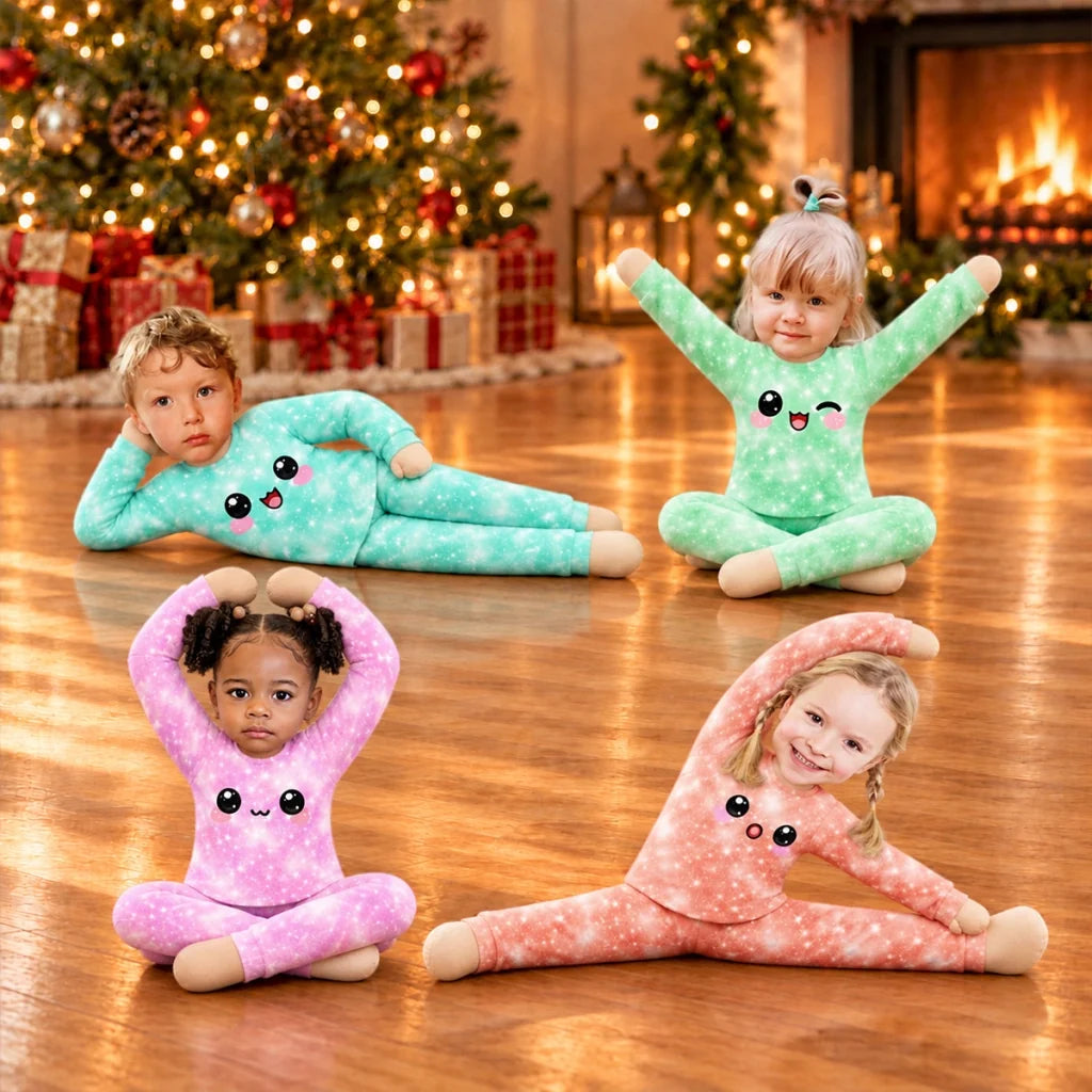 Personalized Photo Squishy Plush Doll, Waving Pose in a Cozy Christmas Room, Unique Gift for Kids and Family - 2