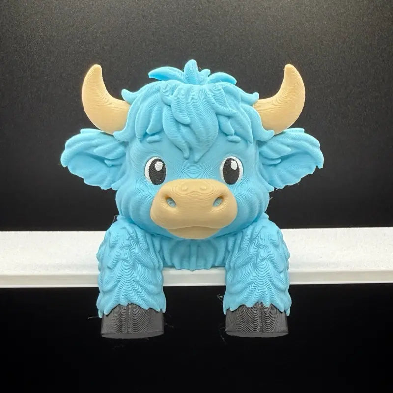 Highland Cow Monitor Buddy & Screen Sitter – 3D Printed Emotional Support Office Desk Companion