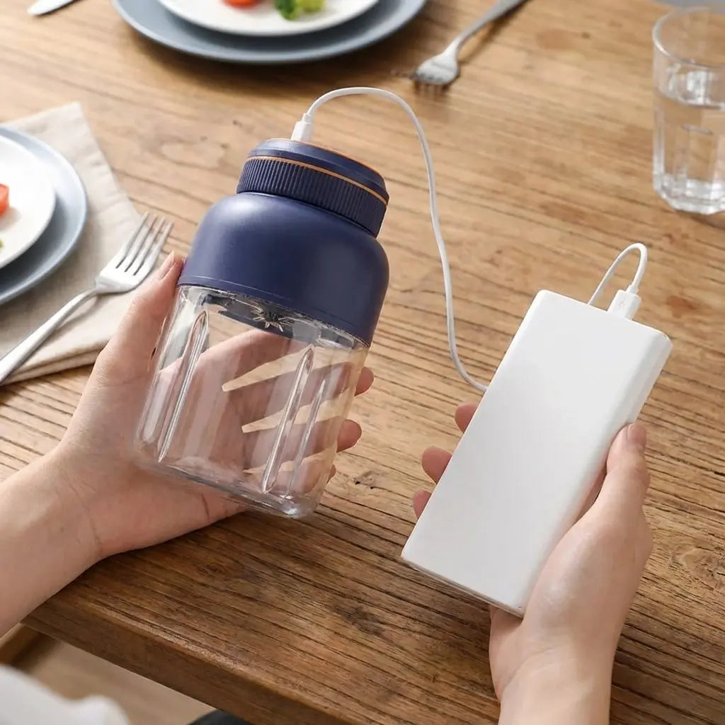USB Rechargeable Portable Blender: Multifunctional Summer Smoothie Maker