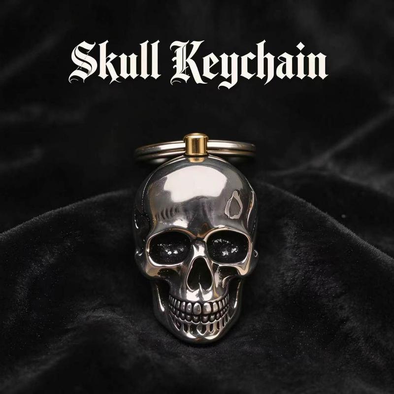 3D Skull Motif Heavy-Duty Metal Biker Keychain – Gothic Punk EDC Car Key Ring