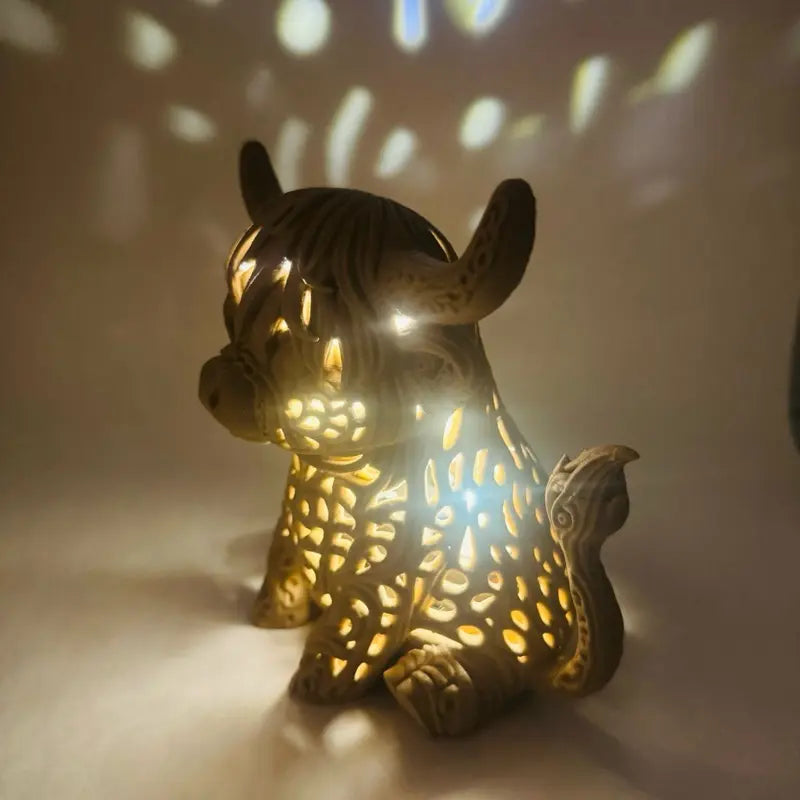 Highland Cow Tea Light Holder – 3D-Printed Filigree Hollow Candle Lantern
