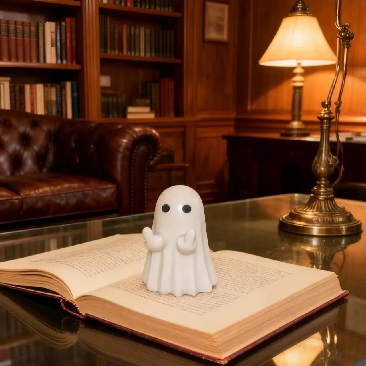 Halloween Ghost Figurine - Plastic Spooky Middle Finger Ghost Decor Cute & Edgy Indoor Outdoor Halloween Decor for Porch & Home