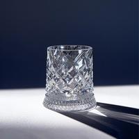Star-Cut Rotating Crystal Glass - Elegant 360° Spinning Whiskey Tumbler