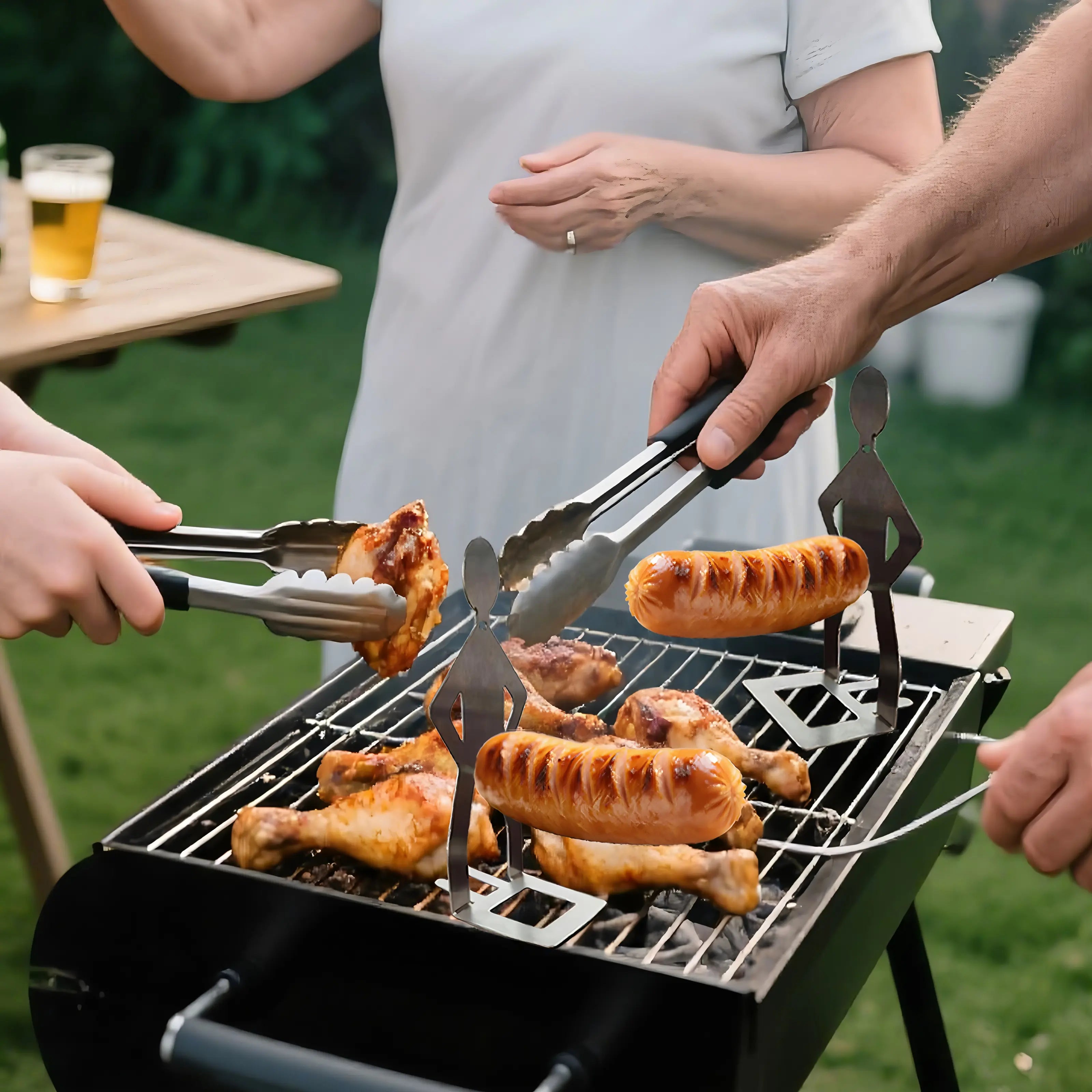 2 PCS Funny BBQ Stand Man Hot Dog Holder,Portable Hot Dog Roaster,Reusable Stainless Steel Hotdog and Sausage Stand for Barbecue,Camping,Spring Trip Sausage Barbecue Rack,Barbecue Grill Accessories