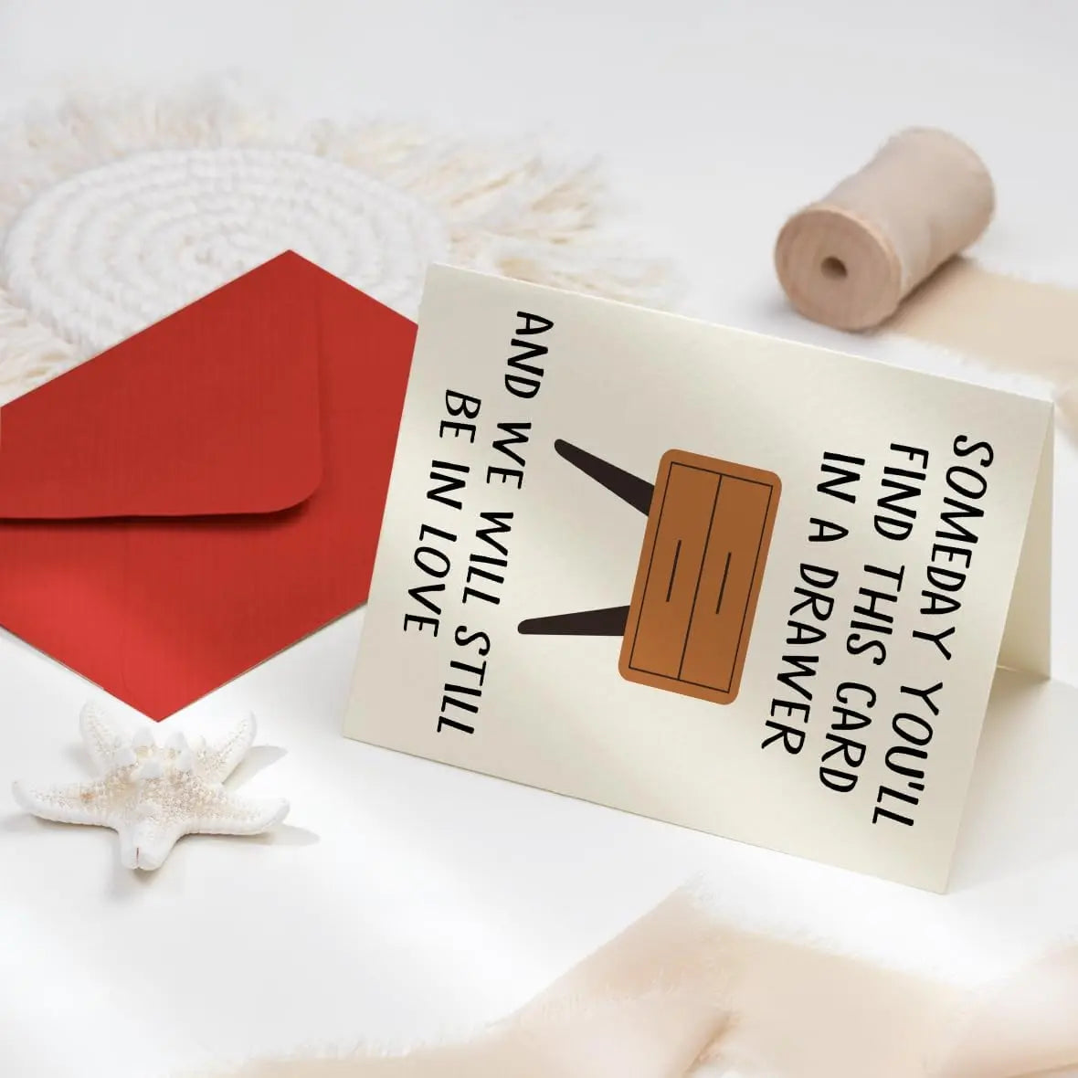 Whiskey Drawer Card - Hilarious Anniversary Gift for Him | "Find This Card in a Drawer & We'll Still Be in Love" | 8x5.3" Premium 400gsm Funny Birthday Card for Husband Boyfriend Dad Smile Unisex Amusement, Gifts For Boyfriends