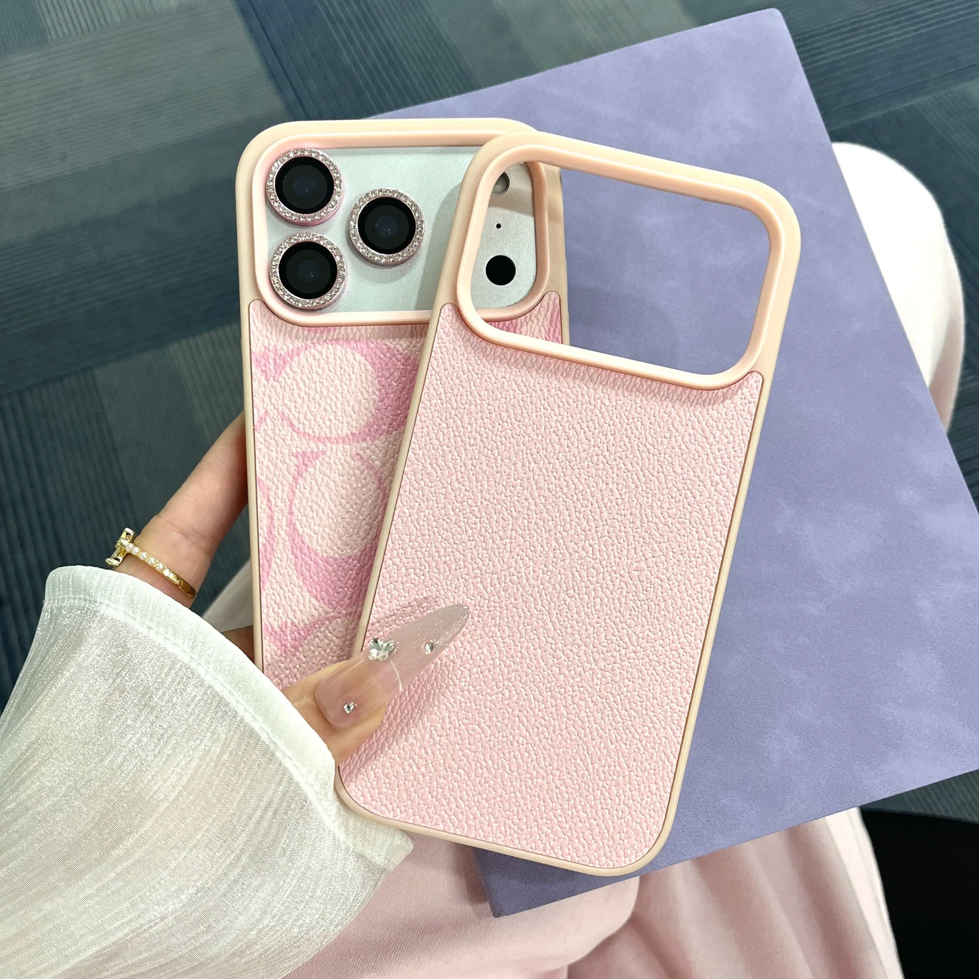 Suitable for iPhone 17，16, 15, 14, 13, 12, 11 Pro Max, high-end leather pattern phone case, iPhone 16 Plus, 15 Plus leather phone case for both boys and girls, shockproof phone case