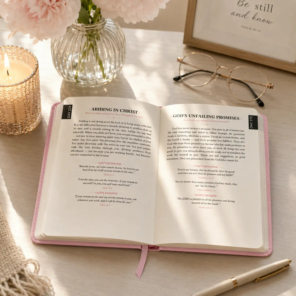 A Moment With The Lord Women’s 365-Day Study Bible, Embossed Faux Leather Devotional Journal & Inspirational Christian Gift for Her