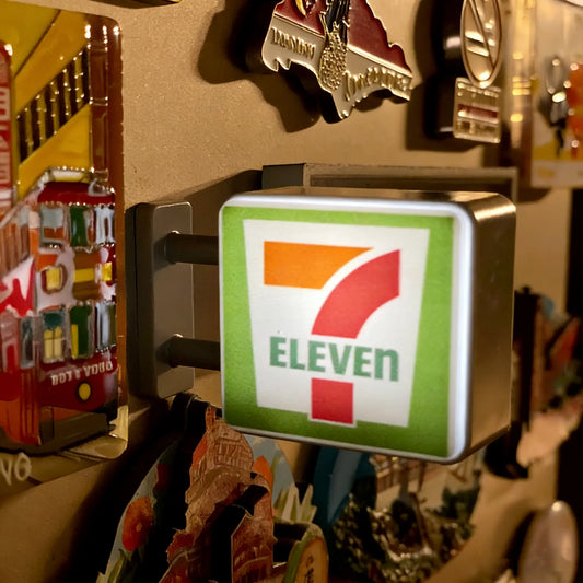 Mini Store Light-Up Fridge Magnet – Retro Convenience Store LED Magnet Decor