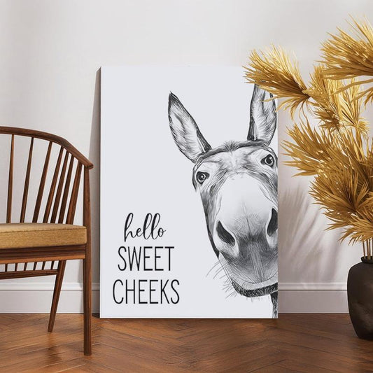 A rural-style poster featuring a picture of a donkey and a cow, an amusing bathroom wall decoration, a black and white bathroom logo decoration, interesting animal head portraits, suitable for bathrooms and bedrooms.