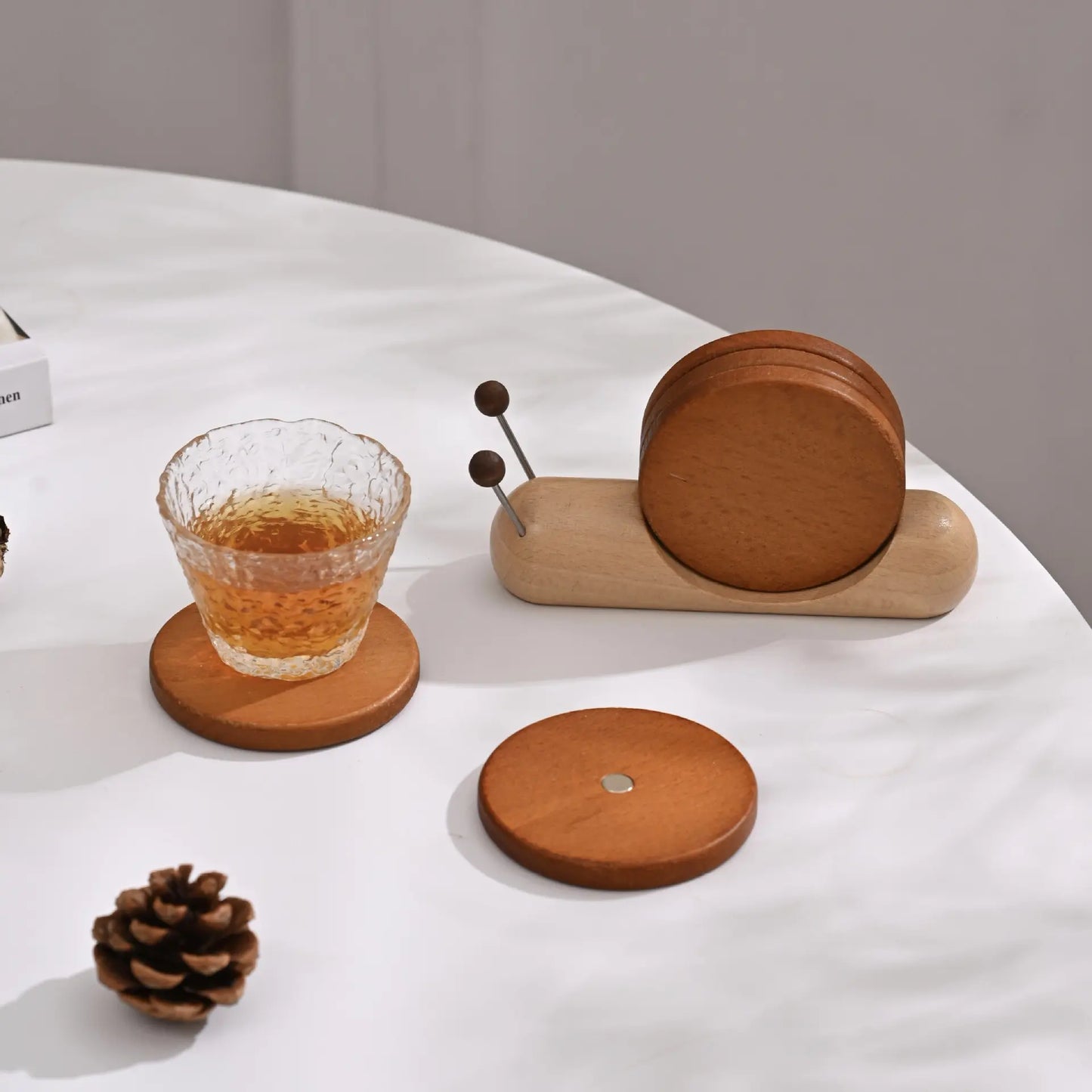 Snail Wooden Coaster Set – Magnetic Heat-Resistant Cup Coasters with Holder