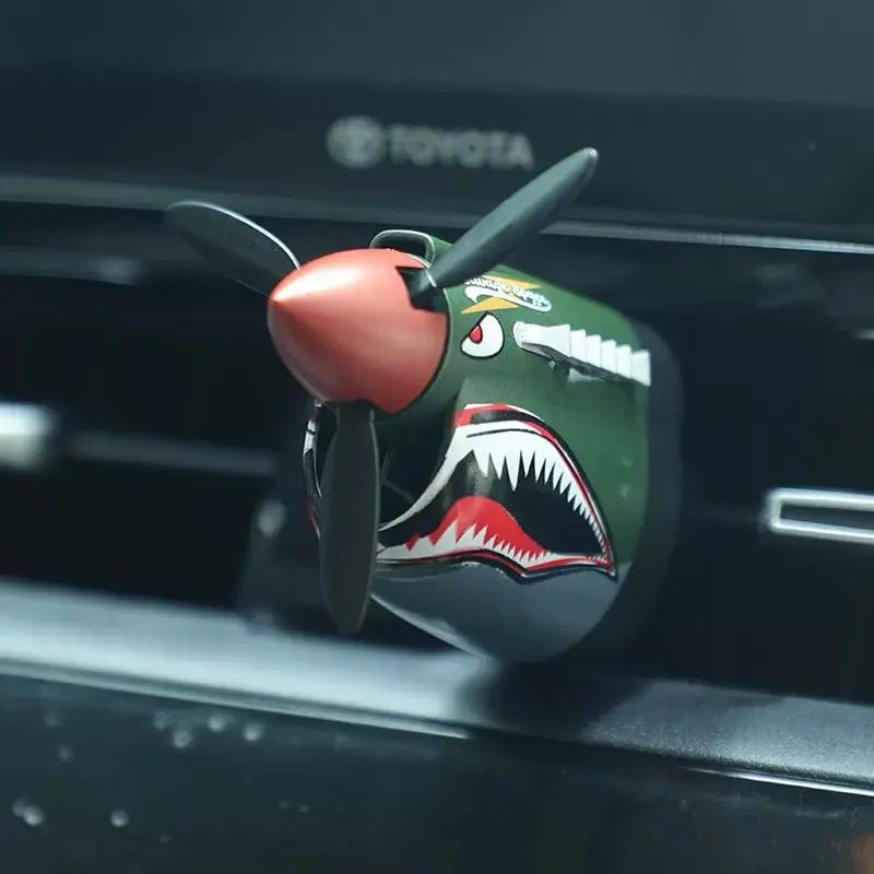 Désodorisant Voiture Avion P-40 Warhawk | Clip de ventilation Vintage Avion de Chasse pour Hommes