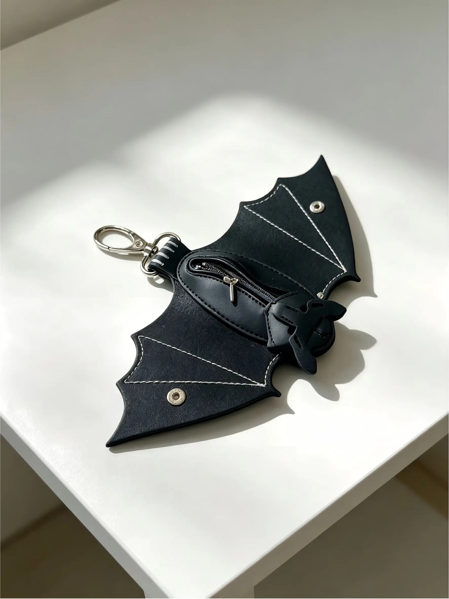 Bat Wing Leather Keychain Pouch – Gothic Coin Purse Holder, Mini Wallet Key Ring Accessory