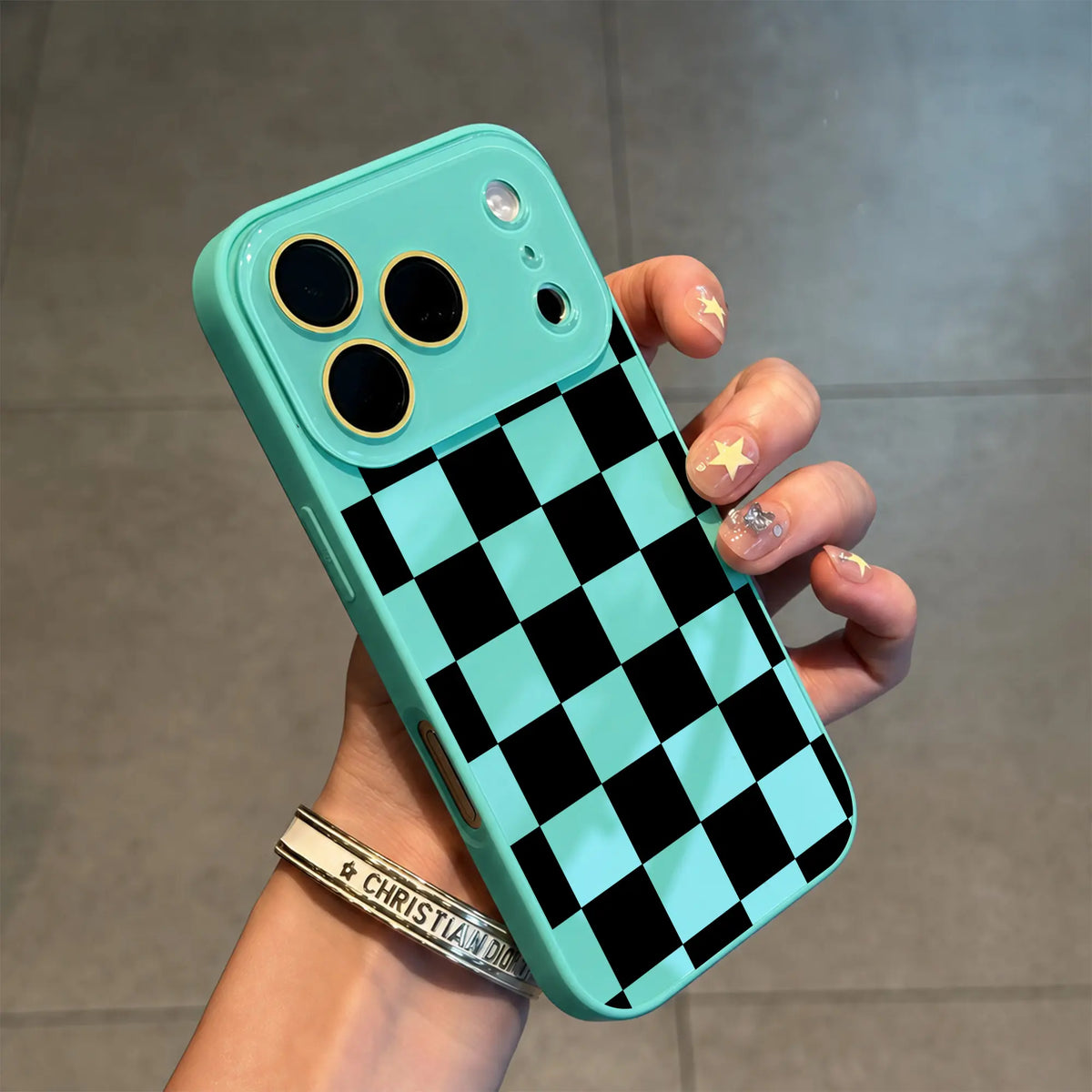 Retro Checkerboard Phone Case – Black & White Aesthetic Shockproof Cover with Camera Protection for iPhone 17 Pro Max