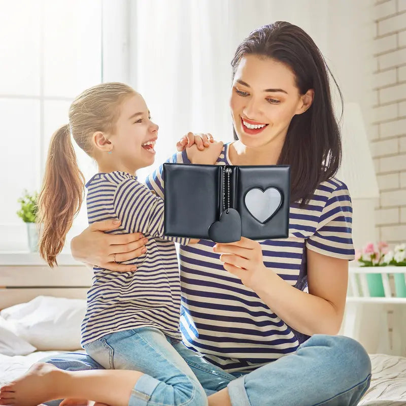 Heart-Shaped Mini Photo Album – 32 Pockets, Portable for Storing Small Photos & Cards