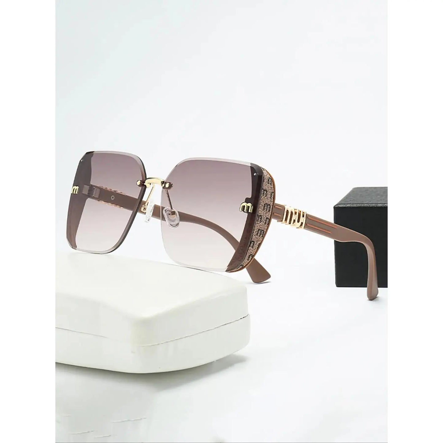 2026 Unisex Large-Frame Fashion Glasses, Trendy Square Sunglasses, Trendy Beach Eyewear, Retro Design for Daily Wear, Photography, Travel, Beach, All Seasons