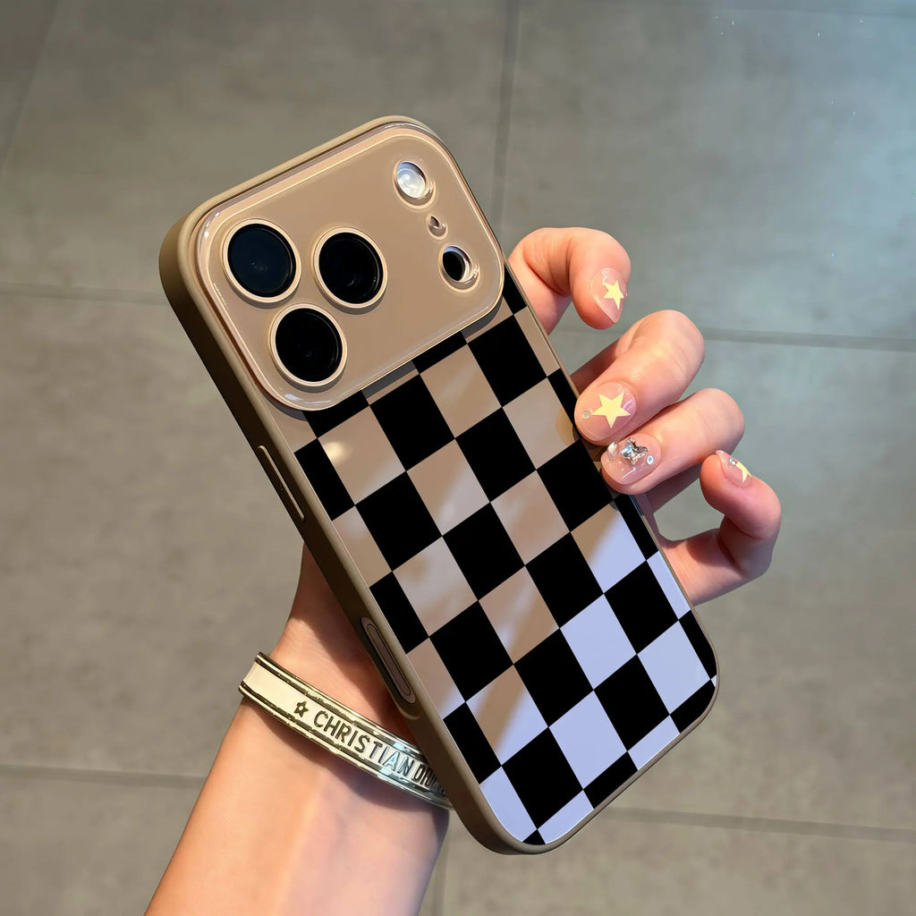Retro Checkerboard Phone Case – Black & White Aesthetic Shockproof Cover with Camera Protection for iPhone 17 Pro Max