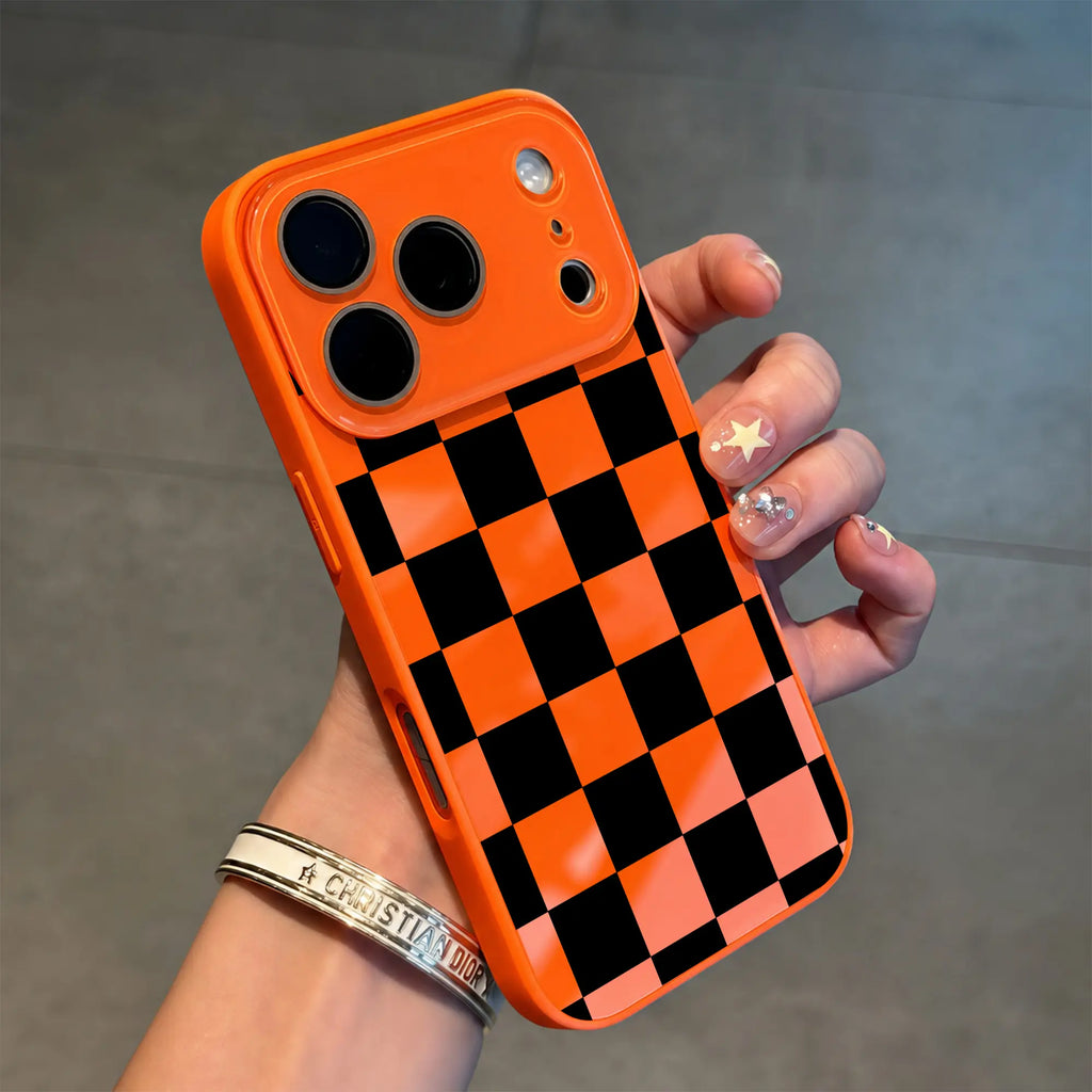 Retro Checkerboard Phone Case – Black & White Aesthetic Shockproof Cover with Camera Protection for iPhone 17 Pro Max
