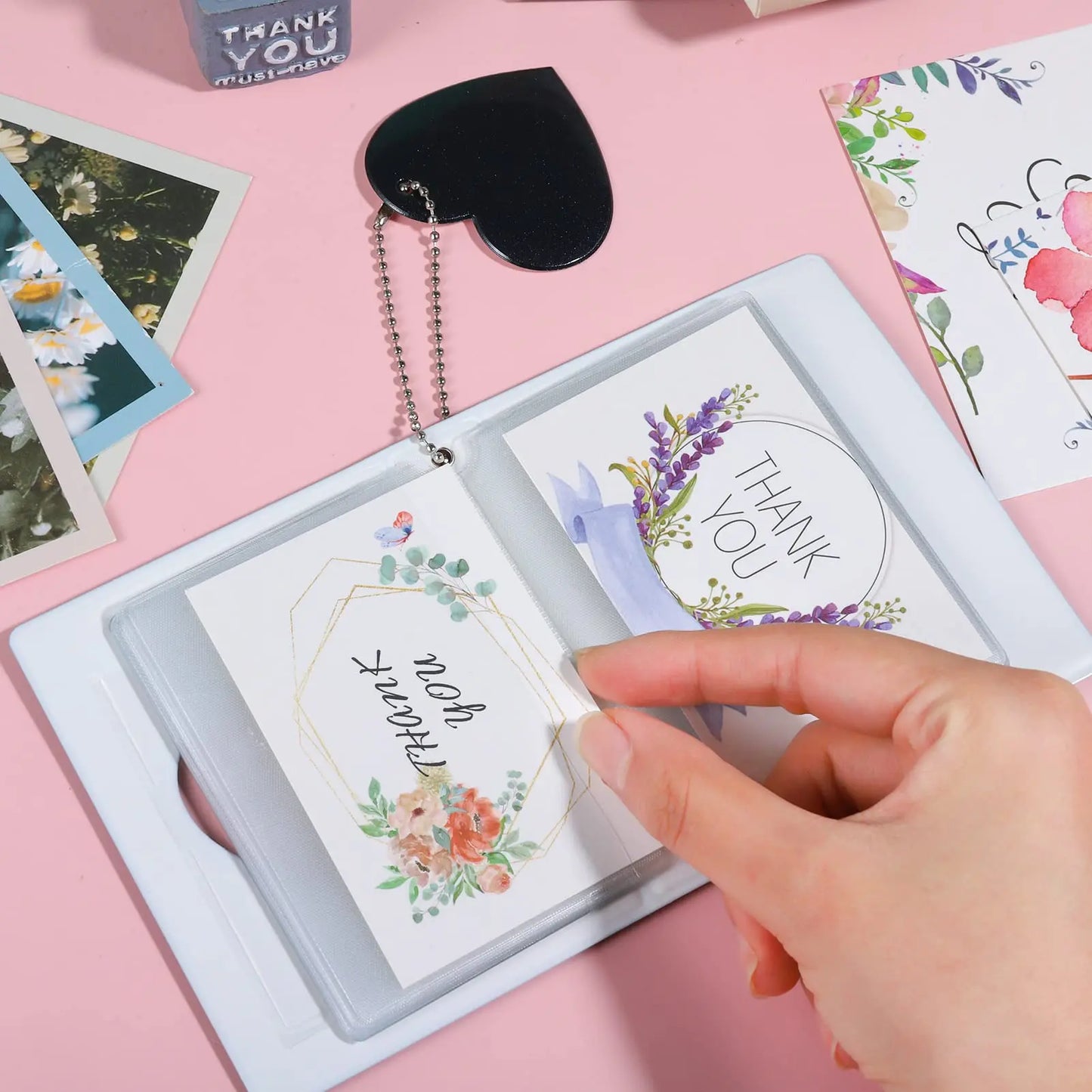 Heart-Shaped Mini Photo Album – 32 Pockets, Portable for Storing Small Photos & Cards