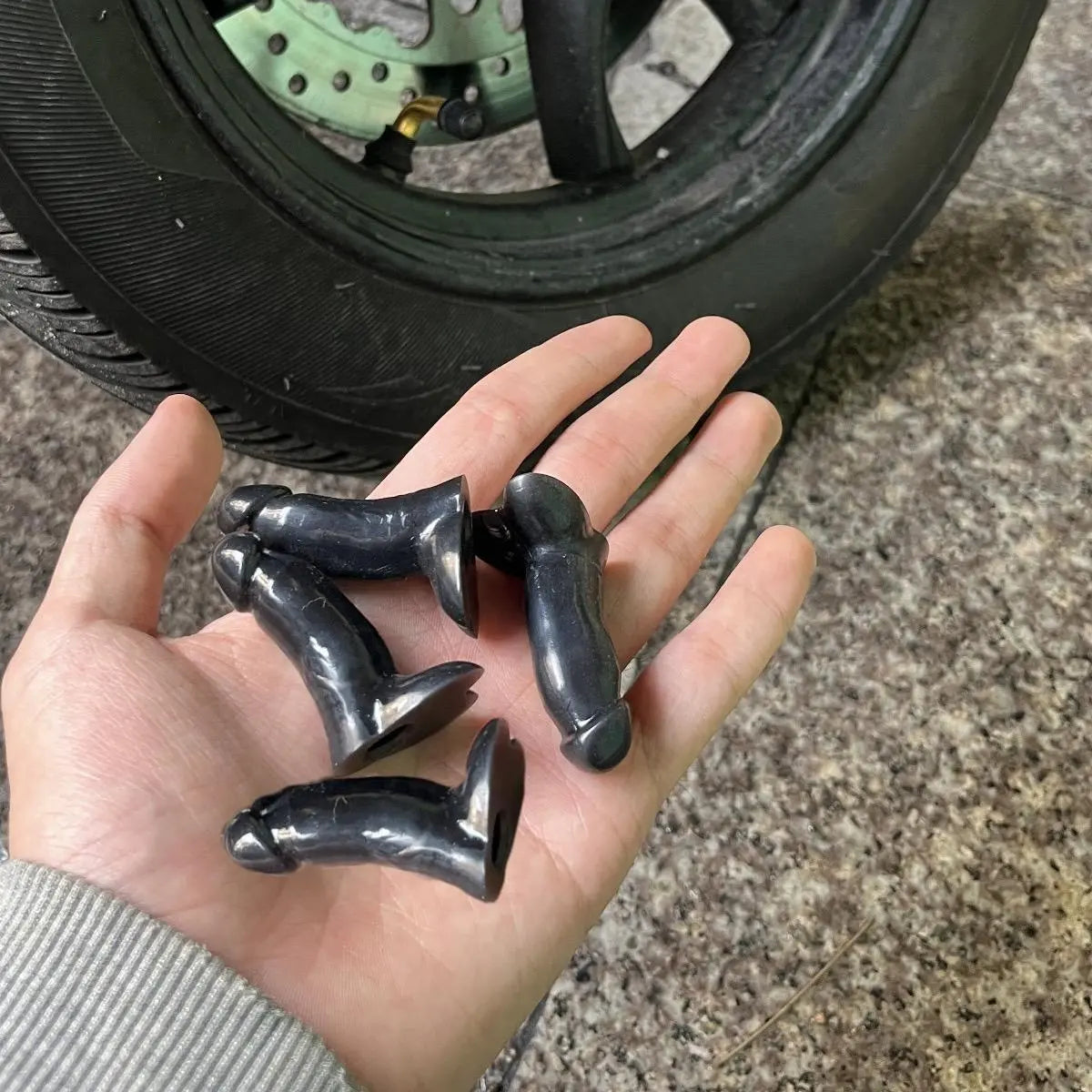 4-PCS Creative Funny Middle Finger Valve Stem Caps – Waterproof & Dustproof Tire Air Caps for Cars & Bikes