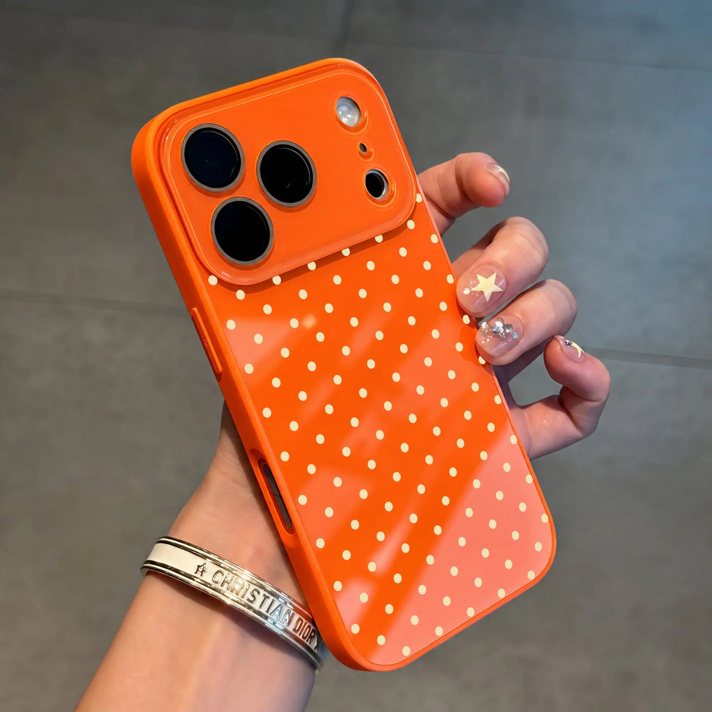 Cute Summer Polka Dot Case – Shockproof Glossy Cover with Camera Protection for iPhone 17 Pro Max