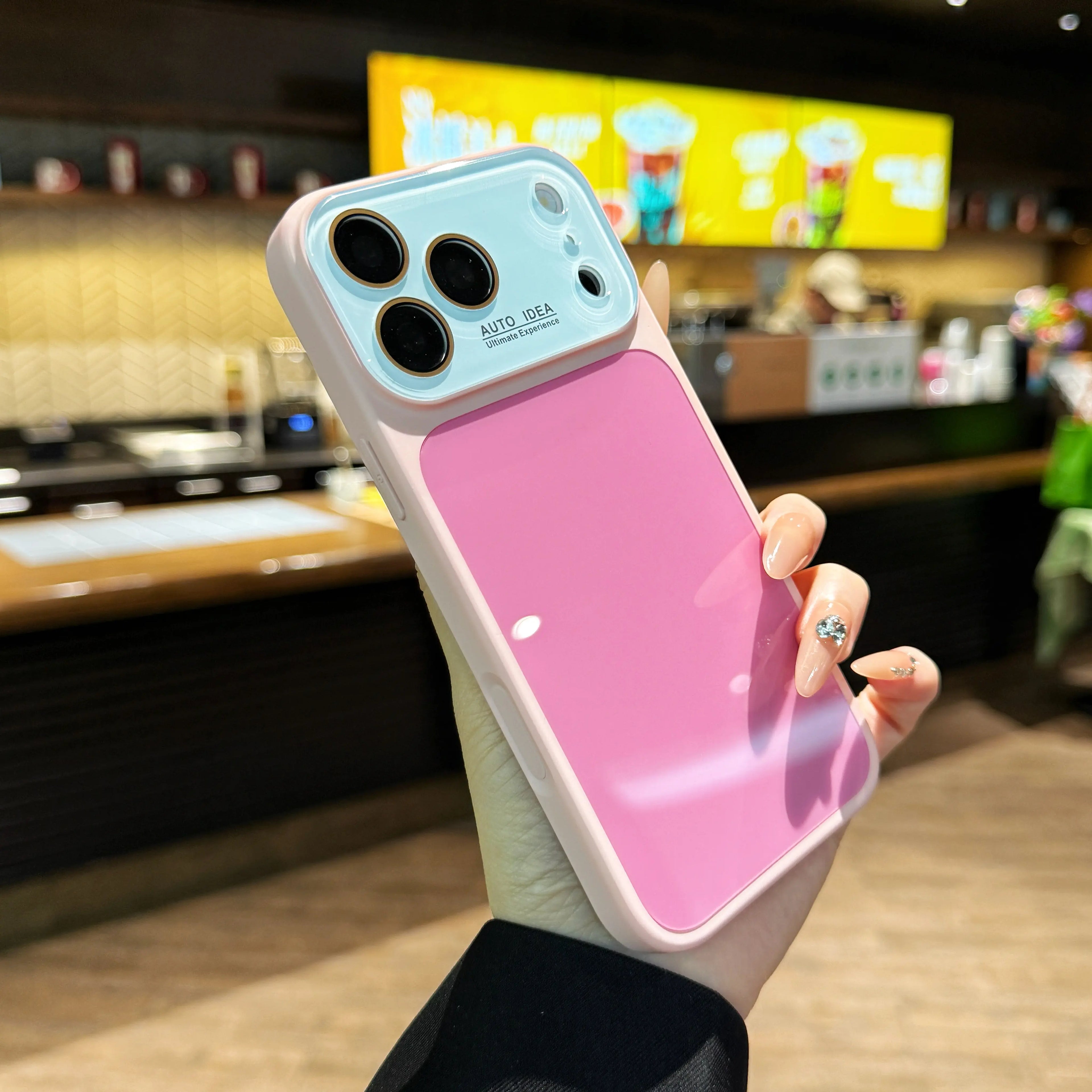 Funda de Teléfono de Cristal Color Caramelo Dopamina – Protección de Lente en Contraste Cubierta Anticaída para iPhone 17 Pro Max